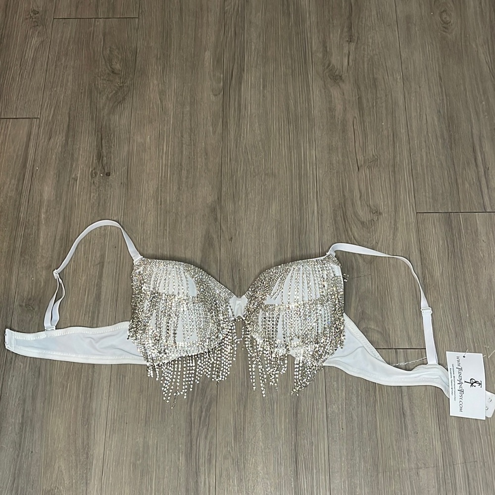 Trendy & tipsy rhinestone bra